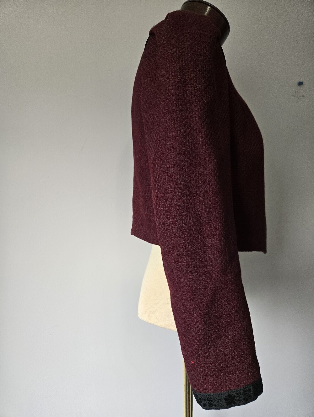 Wenger Vintage Burgundy Virgin Wool Open Front Crop Blazer. Size 38/ M - Picture 5 of 11